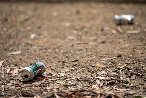 beer can rubbish on the ground