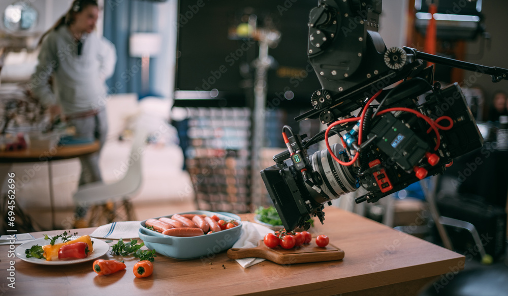 Professional shooting of food, food products in advertising and cinema. Close-up. The work of a food stylist on the set. - obrazy, fototapety, plakaty 