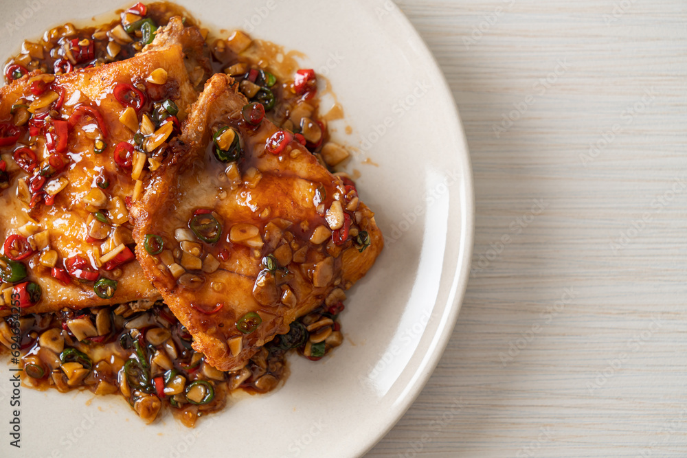Fried Snapper Belly with Spicy Garlic Soy Sauce Fried Snapper Belly with Spicy Garlic Soy Sauce