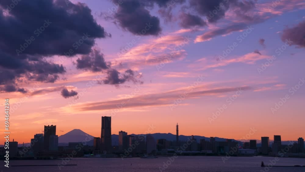 富士山と横浜タイムラプス 夕景から夜景 Dec.2023 富士山と横浜タイムラプス 夕景から夜景 Dec.2023