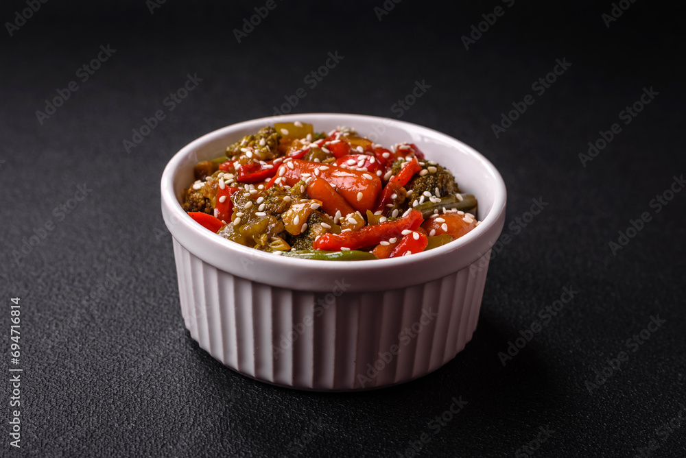 Mix of vegetables corn, carrots, peppers, broccoli, onions in teriyaki sauce Mix of vegetables corn, carrots, peppers, broccoli, onions in teriyaki sauce