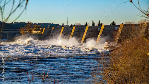 Barrage hydroélectrique. © illustrez-vous