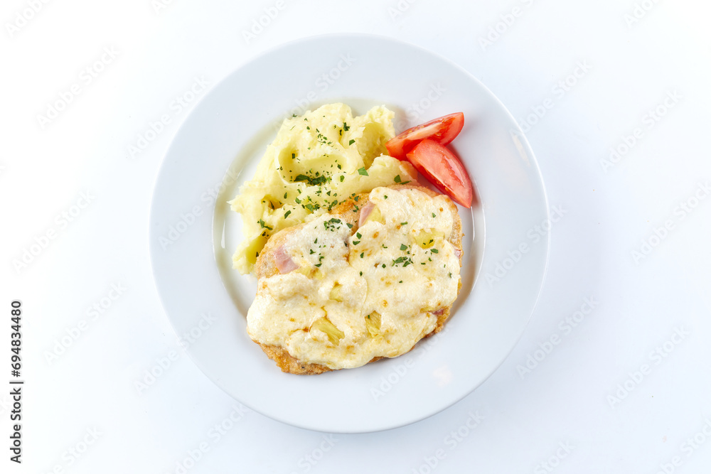 mashed potato with chicken and tomato
