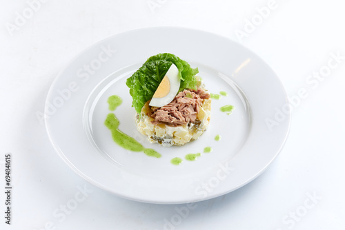 salad  with tuna and egg