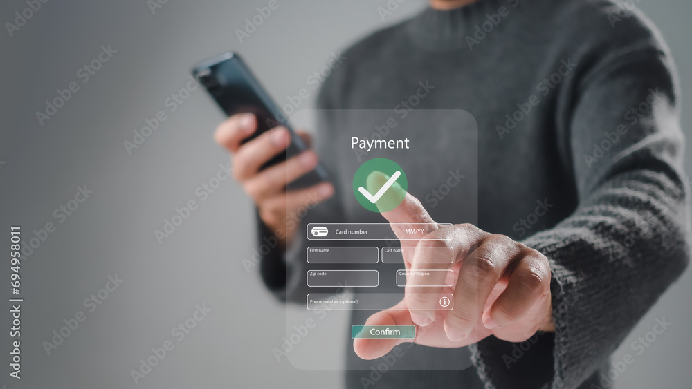 Obraz premium Business people using mobile smart phone, online payment, banking, online shopping, Digital online payment concept. Technology online banking applications via internet network. financial transaction.