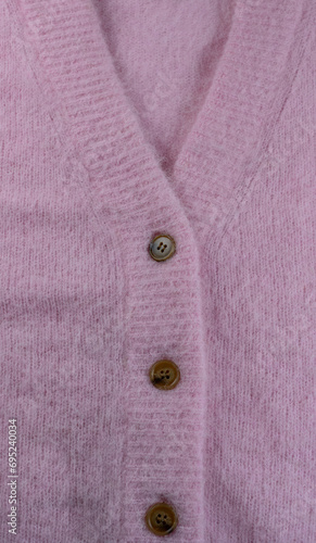 Rosa Mohair und Alpaka Wolle von einer Strickjacke auf Transparentem Hintergrund 