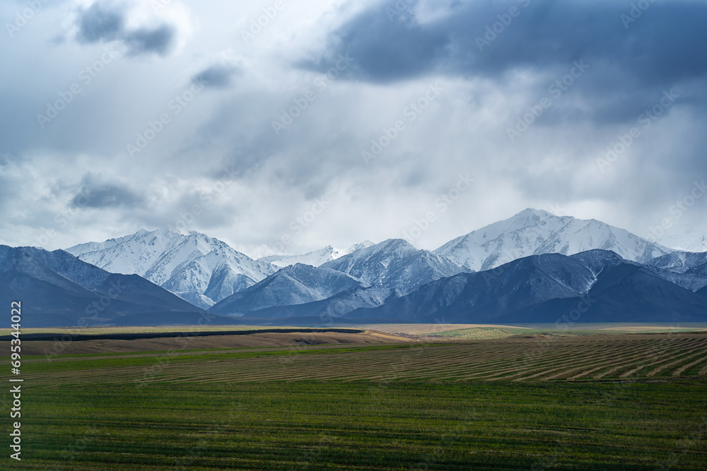 Naklejka premium qilian mountains in China