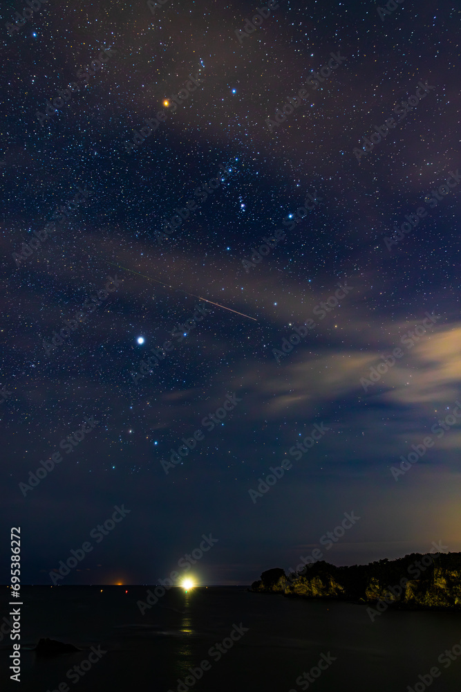松島の空のふたご座流星群