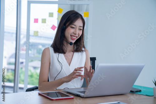 asian business woman working at office
