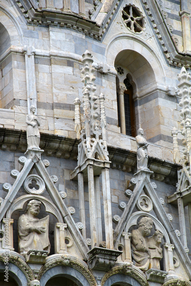 Obraz premium Detailed view of the Baptistery of Pisa, Tuscany, Italy