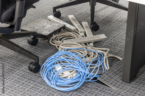 内装の電気工事　Office power distribution 