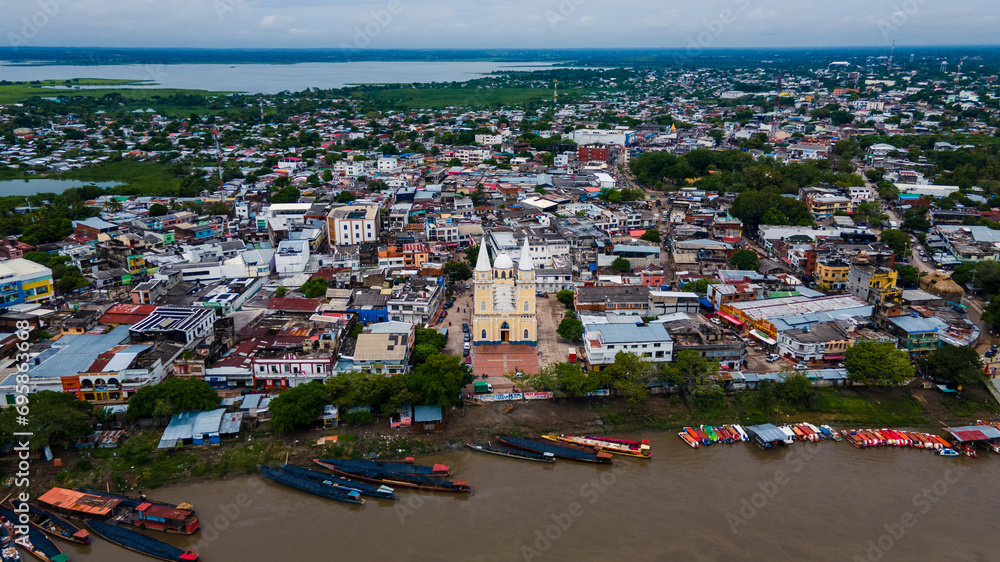 Magangue, Bolivar, iglesia en el centro