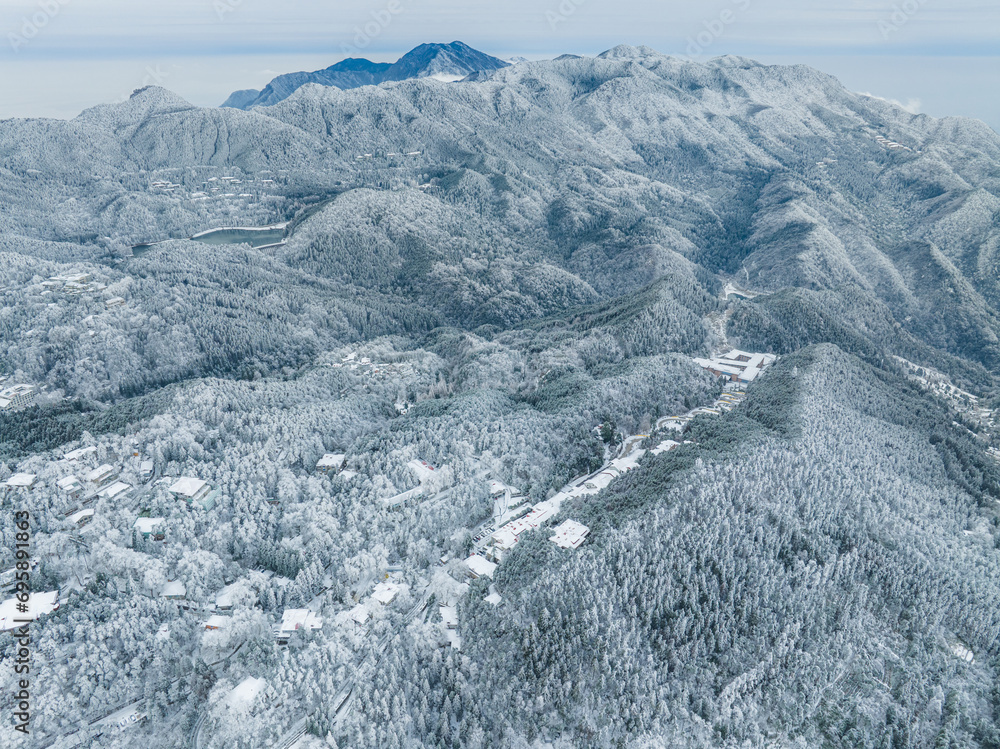 Winter snow scene in Lushan/Mountain Lu National Park Scenic Area, Jiujiang, Jiangxi, China Winter snow scene in Lushan/Mountain Lu National Park Scenic Area, Jiujiang, Jiangxi, China