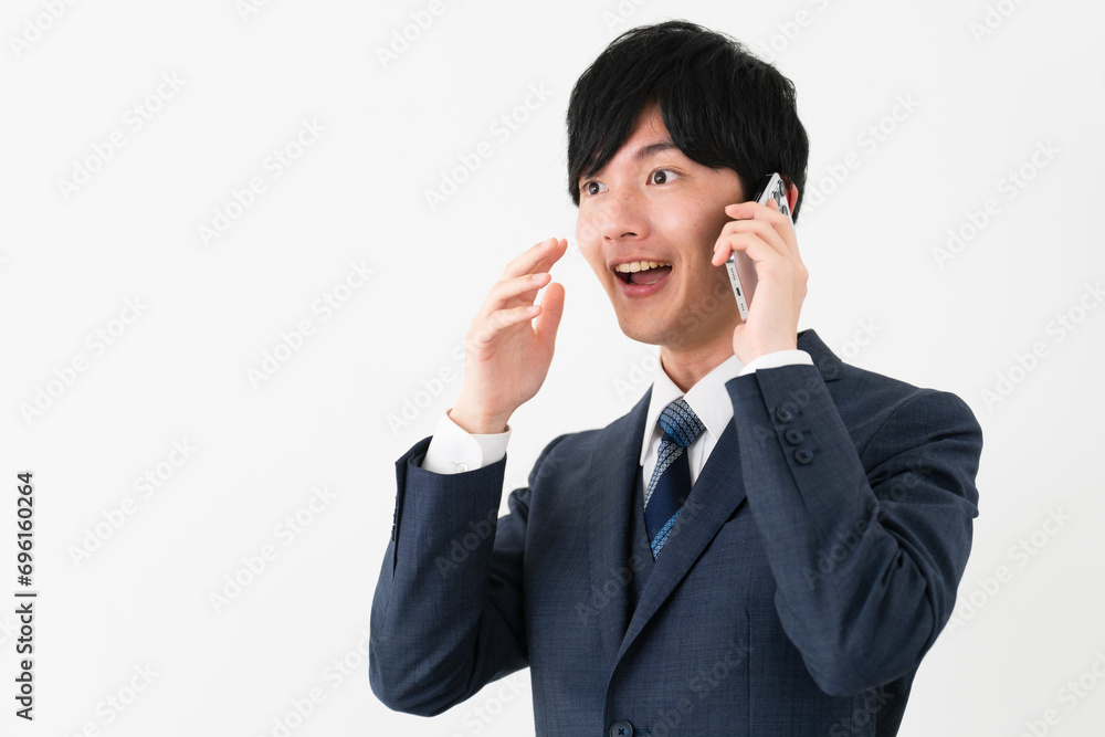 ビジネススーツを着ている若い男性 ビジネスイメージ
ビジネススーツを着ている若い男性 ビジネスイメージ