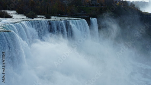 The beautiful Niagara waterfall landscape in autumn