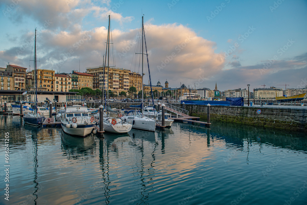 El puerto de San Sebastian, Donostia