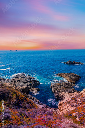 Beautiful seascape of the west coast of California with views of the Pacific Ocean and the cliffs