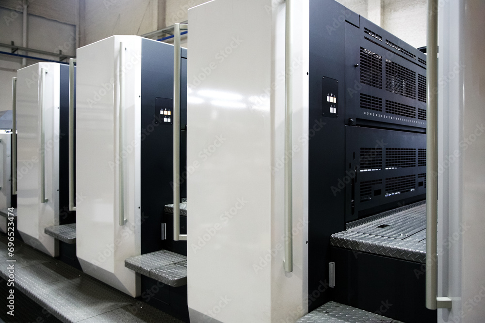 The printing machines are in the printing house. The printing machines are in the printing house.