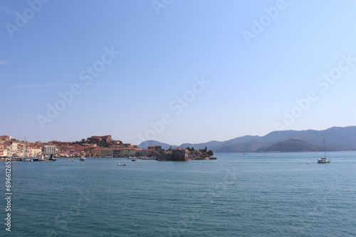 Die Bucht und der Hafen von Portoferraio auf Elba, Italien