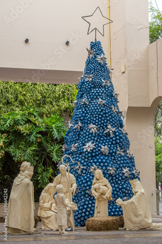 pecebre con arbol de navidad azul  photo