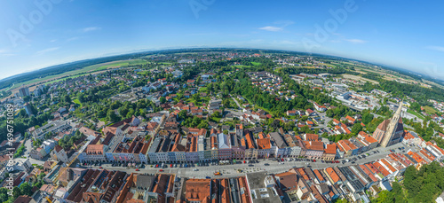Panoramablick   ber die Innenstadt von Neu  tting im oberbayerischen Landkreis Alt  tting