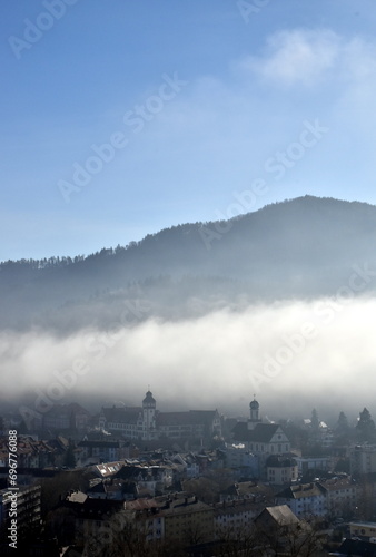 Der Osten von Freiburg im Nebel