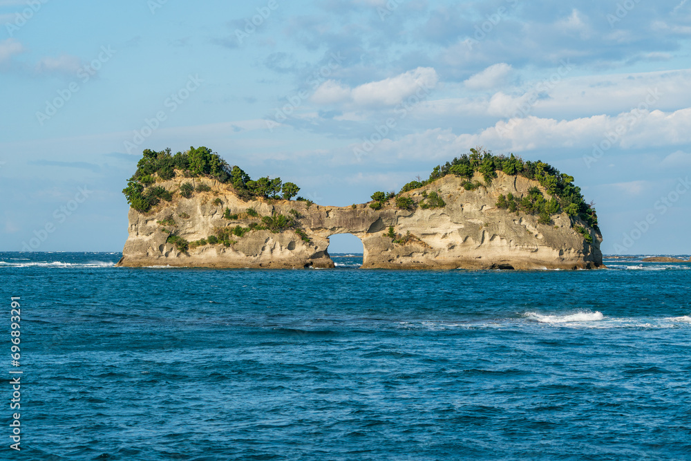 Fototapeta premium 和歌山白浜の円月島