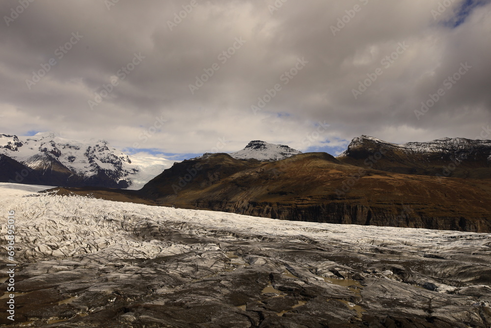 Fototapeta premium Svínafellsjökull is a glacier that forms a glacier tongue of Vatnajökull which is the largest ice sheet in Iceland. It is the second largest glacier in Europe located in south-eastern Iceland 
