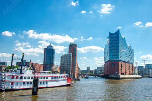 Hamburg Stadtpanorama mit Elbphilharmonie