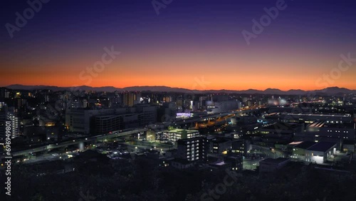 Wallpaper Mural 山の上から見える北九州の街並み Torontodigital.ca