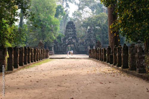 Fototapeta Naklejka Na Ścianę i Meble -  angkor wat temples in cambodia