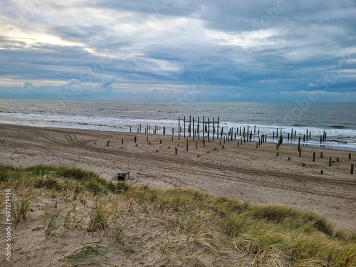 Holandia, widok na Morze Północne z miejscowości Petten aan Zee.