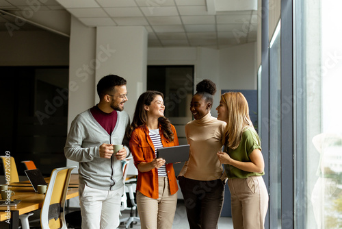Young multiethnic startup t...