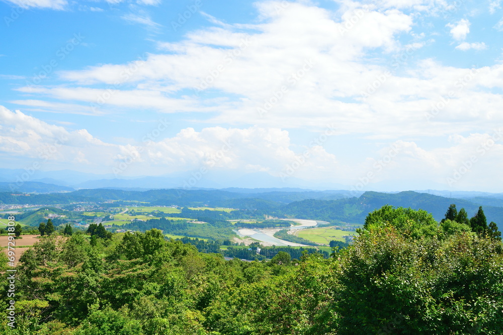 山本山高原展望台からの眺め（新潟県）