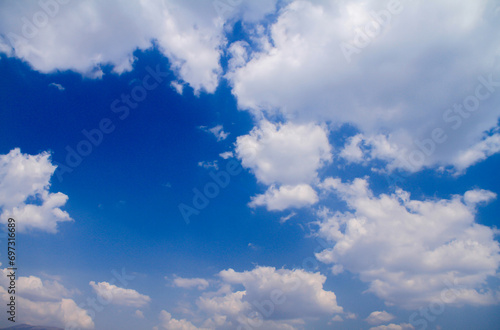 Fototapeta Naklejka Na Ścianę i Meble -  Beautiful blue sky and clouds natural background
