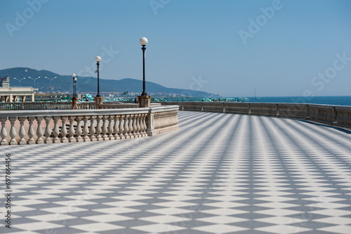 Terrazza sul mare a Livorno photo
