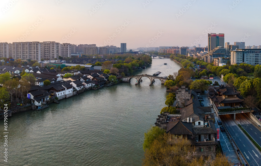 Naklejka premium Aerial photography of Gongchen Bridge on both sides of Hangzhou Canal..