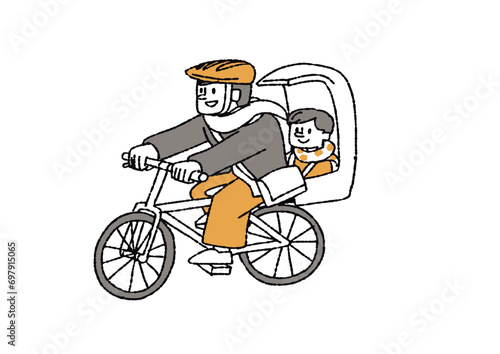 子供を後ろに乗せて自転車を漕ぐ女性