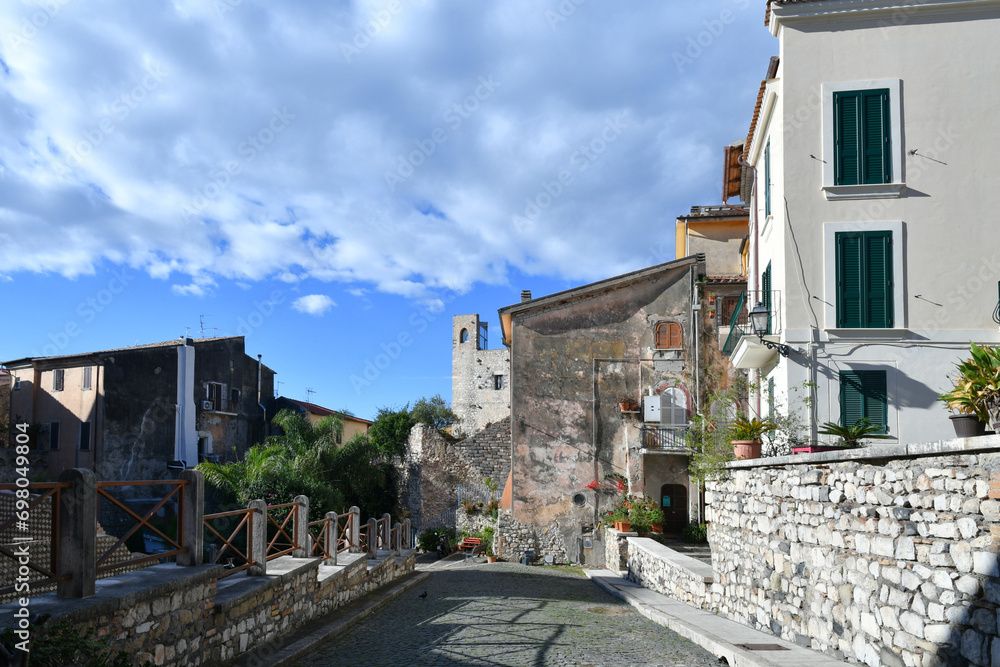 Φωτογραφία A street in the Lazio town of Terracina, Italy.