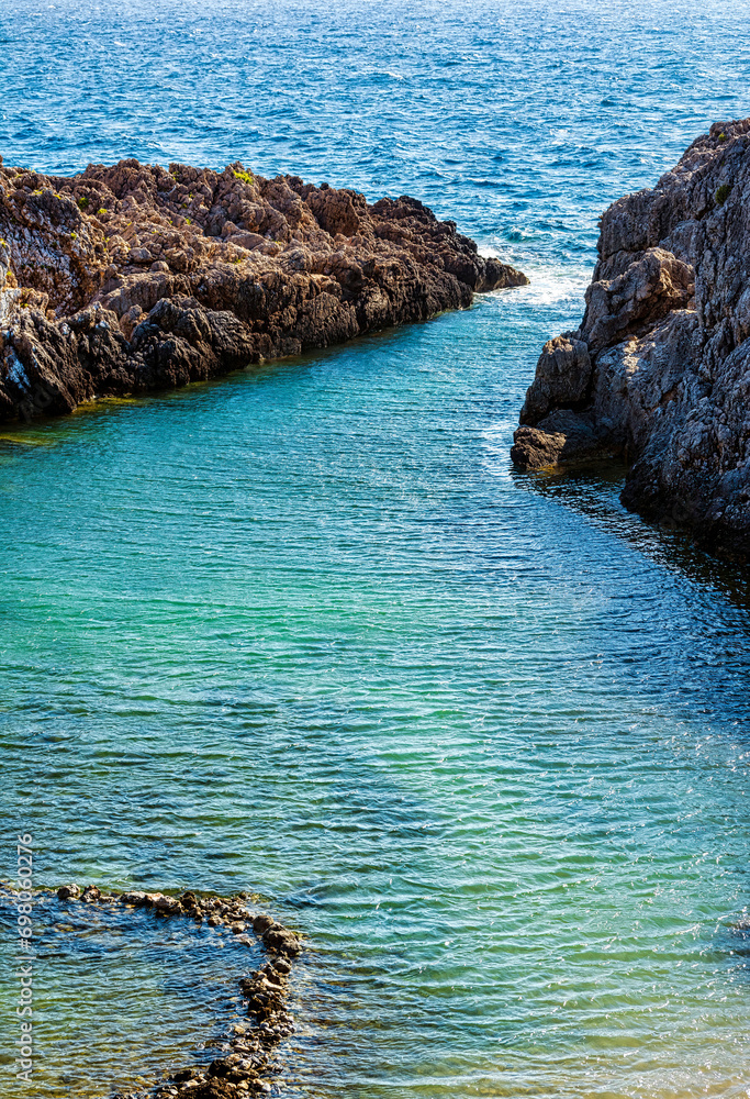 Φωτογραφία View of the iconic secluded beach of Glossa near the famous Voidokilia beach