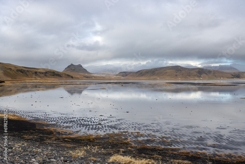 Fototapeta Naklejka Na Ścianę i Meble -  Lake and mountains, Dyrholaey, south Iceland