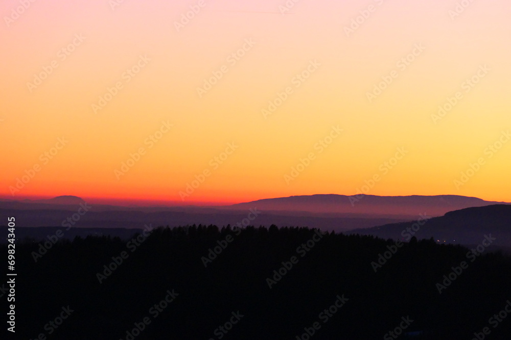 Blick in den abendlichen steirischen Himmel Blick in den abendlichen steirischen Himmel