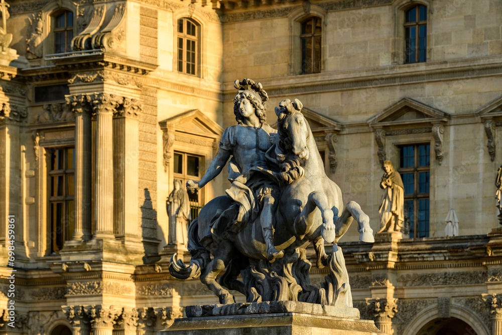 Φωτογραφία The Louvres , in Europe, in France, in Ile de France, in Paris, in summer, on a sunny day