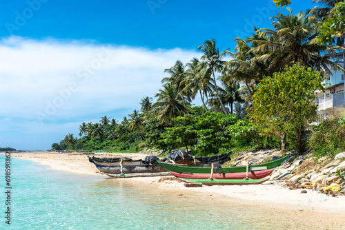 Foto The beautiful coast of Sri Lanka in Matara.
