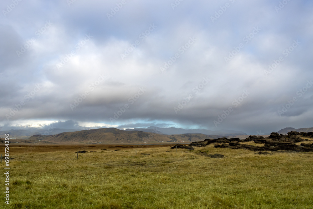 Obraz premium Wild nature along the coast and Vik, south Iceland