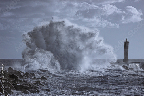 Huge stormy wave splash