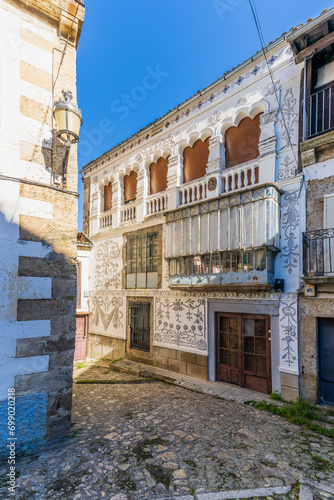 Streets and houses of the beautiful town of Candelario, in Salamanca, Spain. © Ricardo Algár