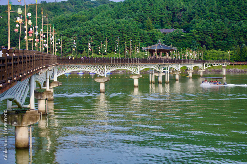 Wide-Angle View of Woryeong Bridge's South Side photo