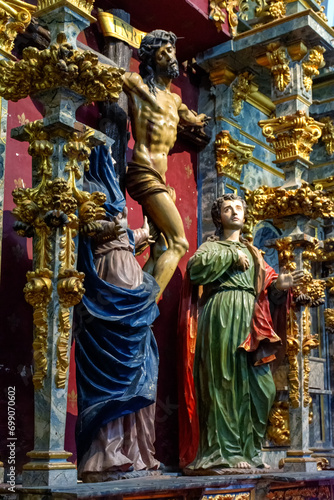  Santo cristo crucificado en la Iglesia de los Jesuitas, Toledo 