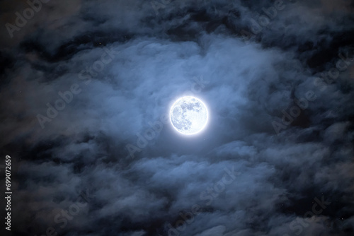 Cold Moon trough the clouds